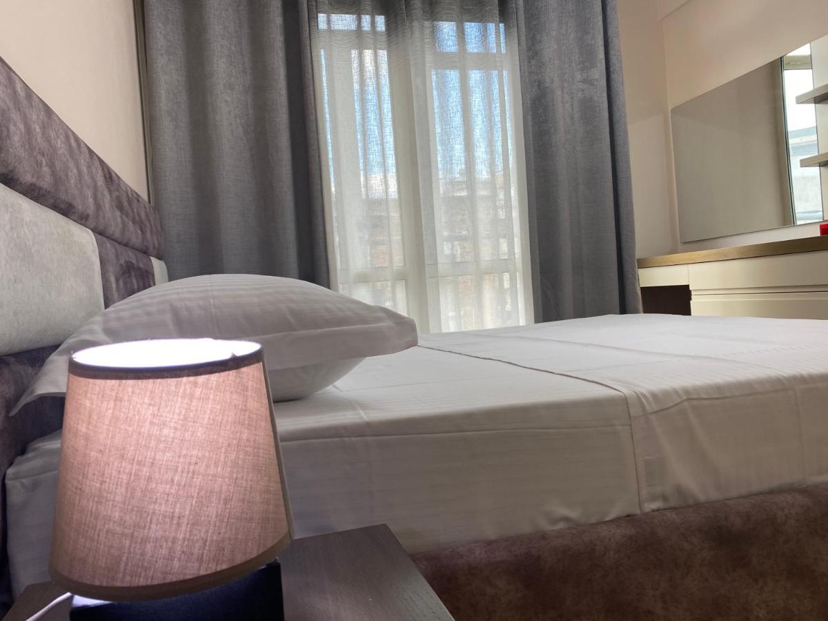 Tirana New Bazaar-Apartment 1 Ngoại thất bức ảnh