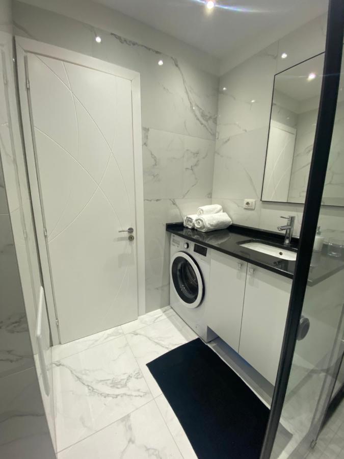 Tirana New Bazaar-Apartment 1 Ngoại thất bức ảnh