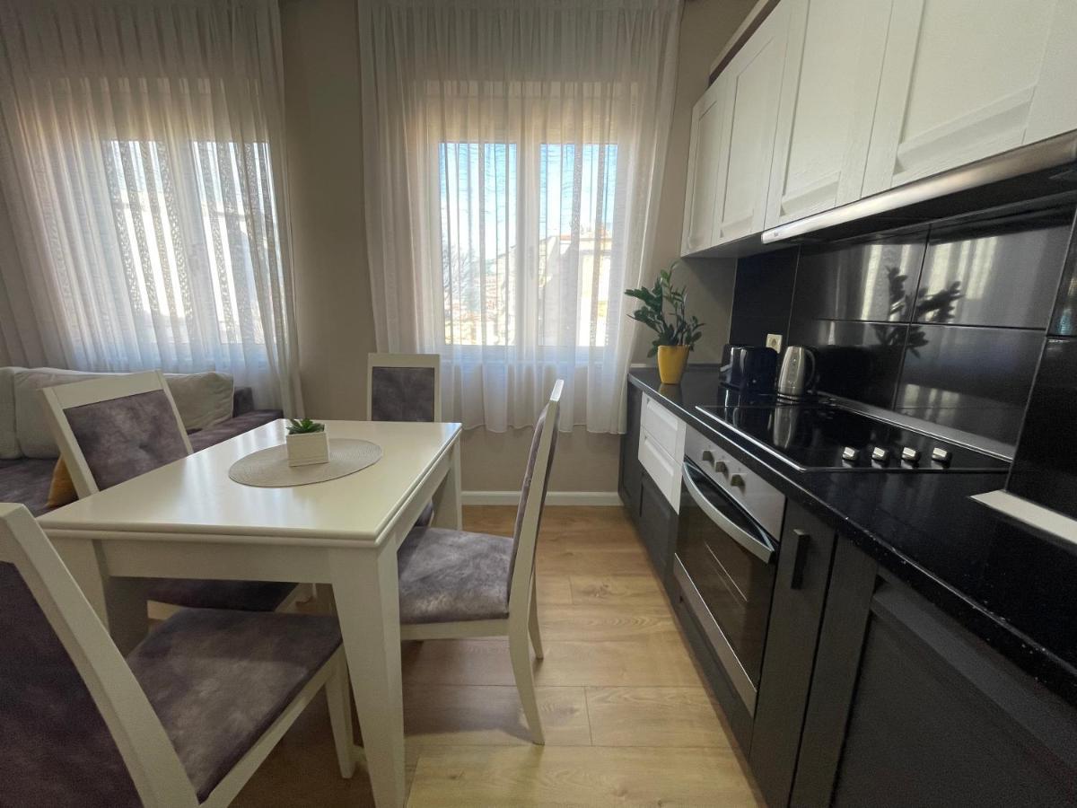 Tirana New Bazaar-Apartment 1 Ngoại thất bức ảnh