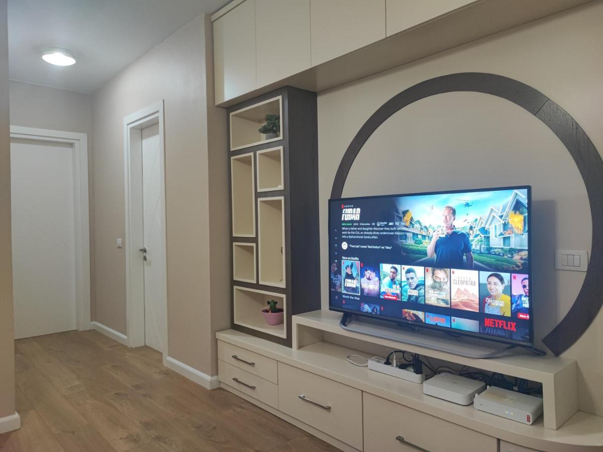 Tirana New Bazaar-Apartment 1 Ngoại thất bức ảnh